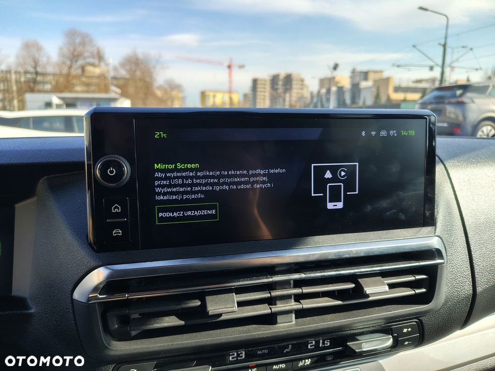 Peugeot Traveller - 18