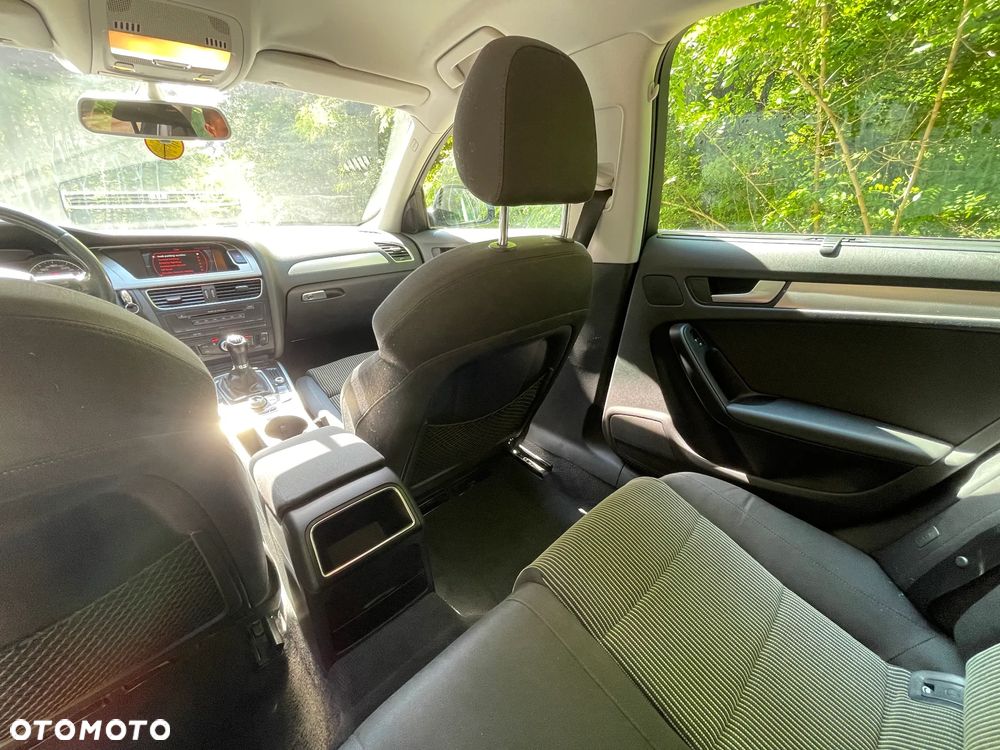 Audi A4 Avant 2.0 TDI - 11