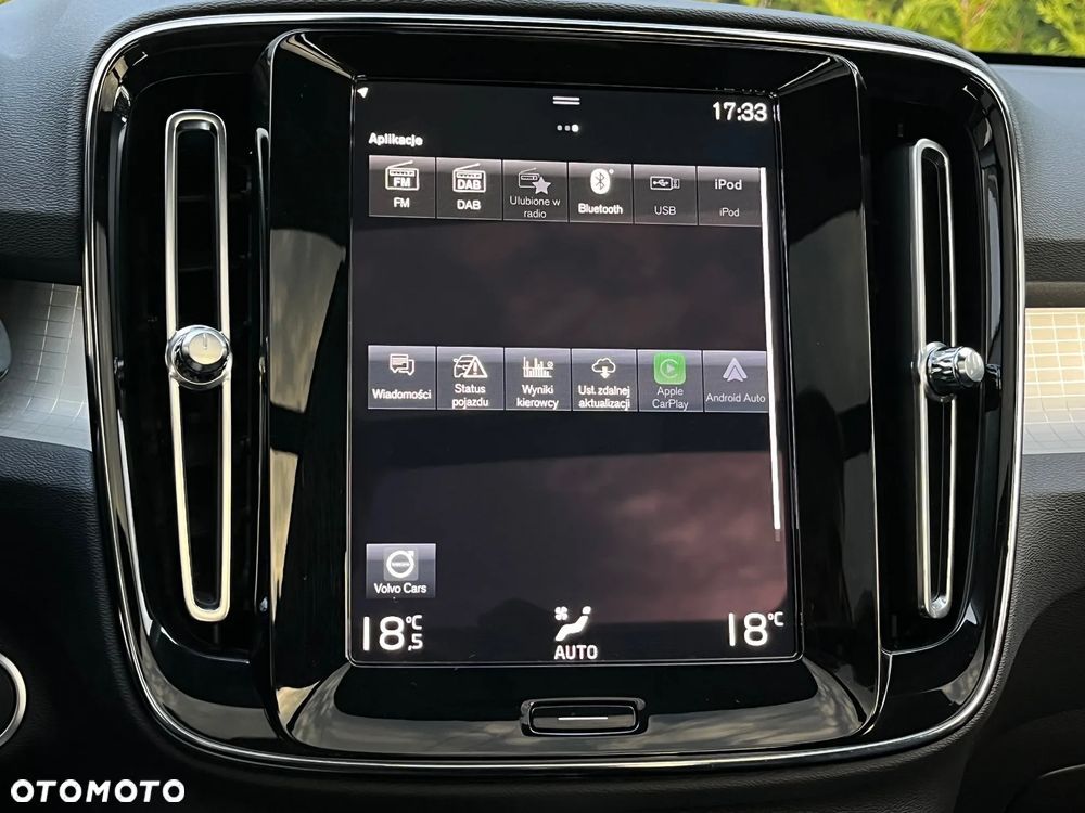 Volvo XC 40 - 35