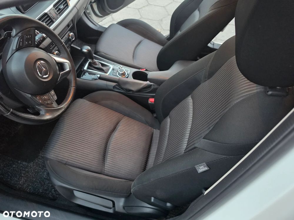Mazda 3 SKYACTIV-D 150 Automatik Sports-Line - 23
