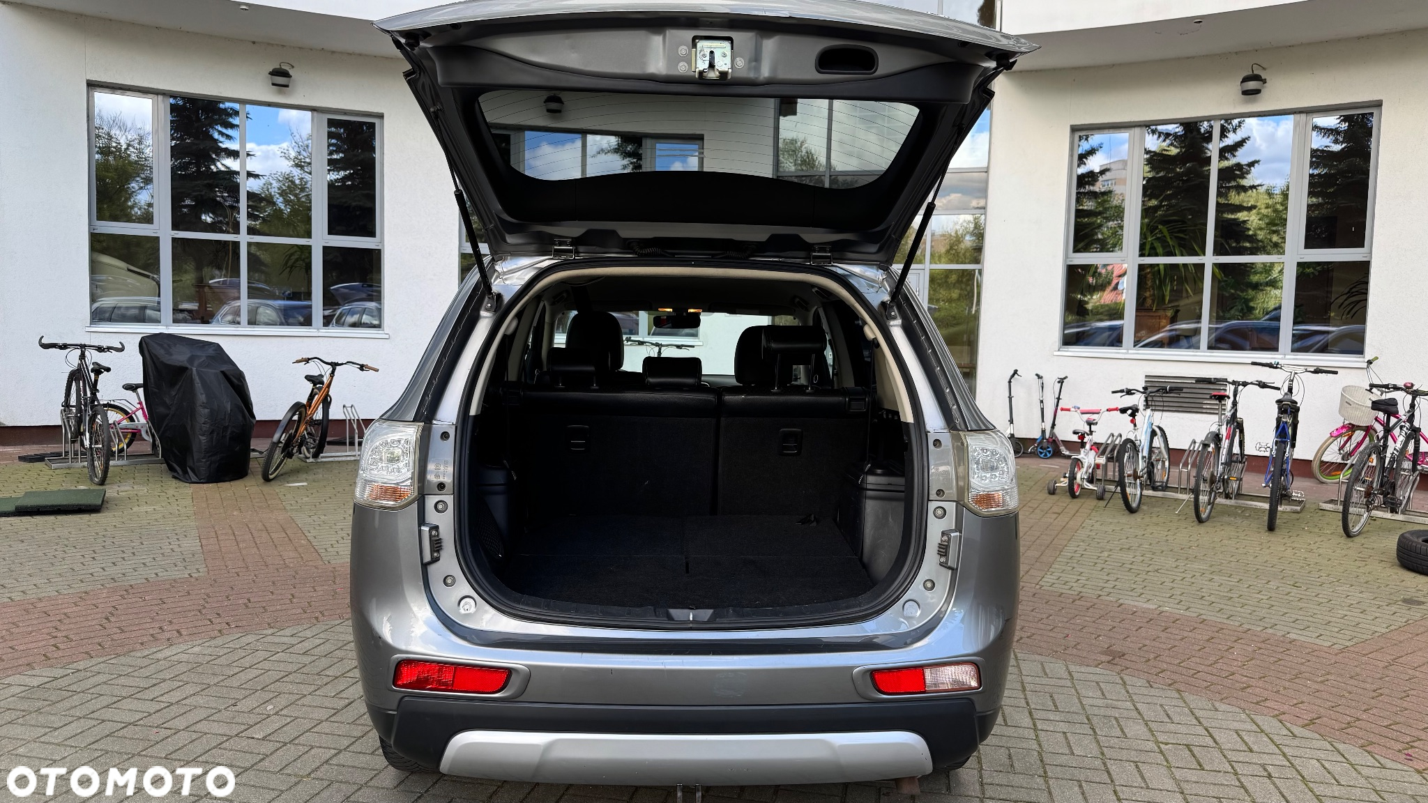 Mitsubishi Outlander - 21