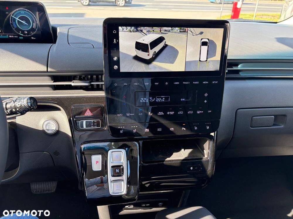 Hyundai Staria 1.6 T-GDI HEV Smart VIP - 20