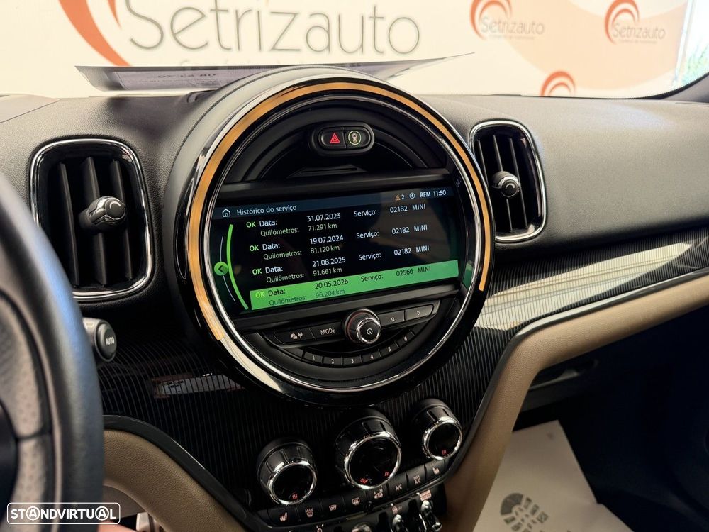 MINI Countryman Cooper SE ALL4 Auto - 17