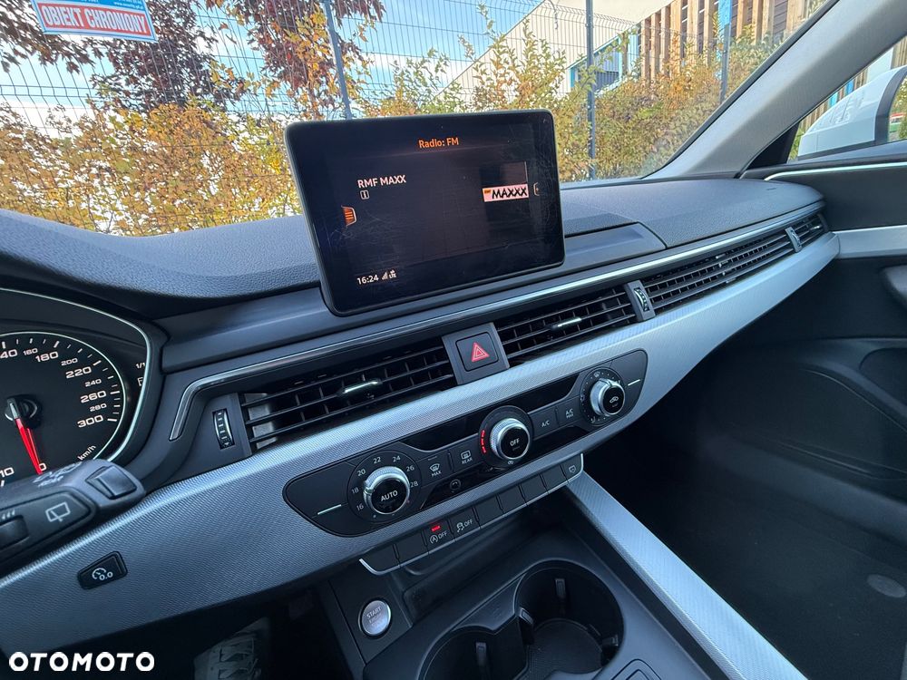 Audi A4 Avant - 25