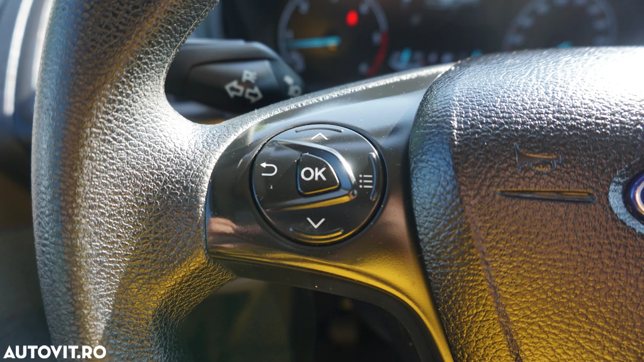 Ford Transit Connect - 18