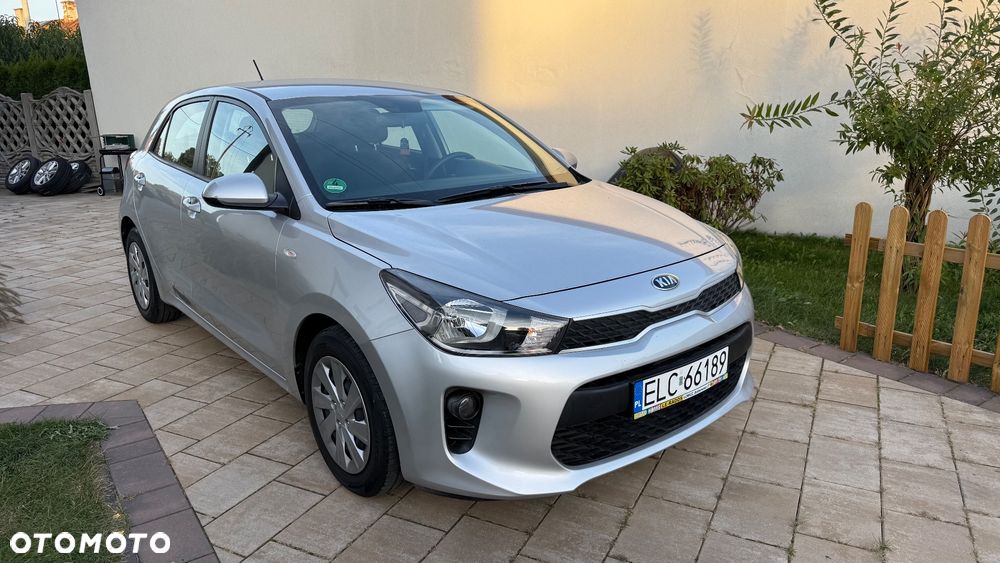Kia Rio 1.2 Attract - 16