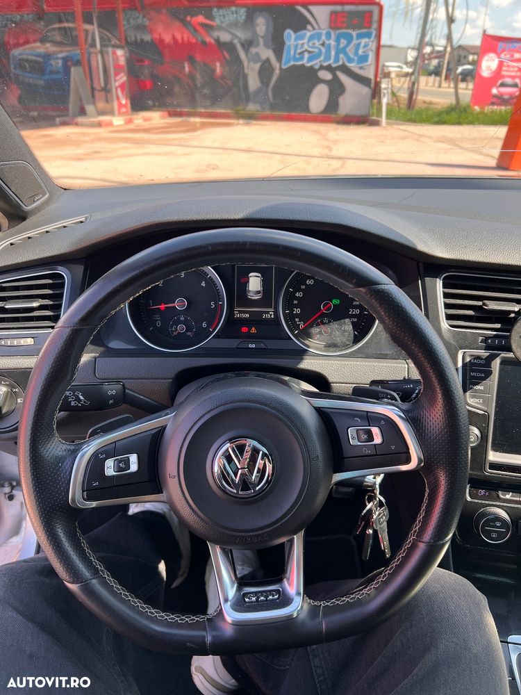 Volkswagen Golf GTD 2.0 TDI SCR DSG - 7