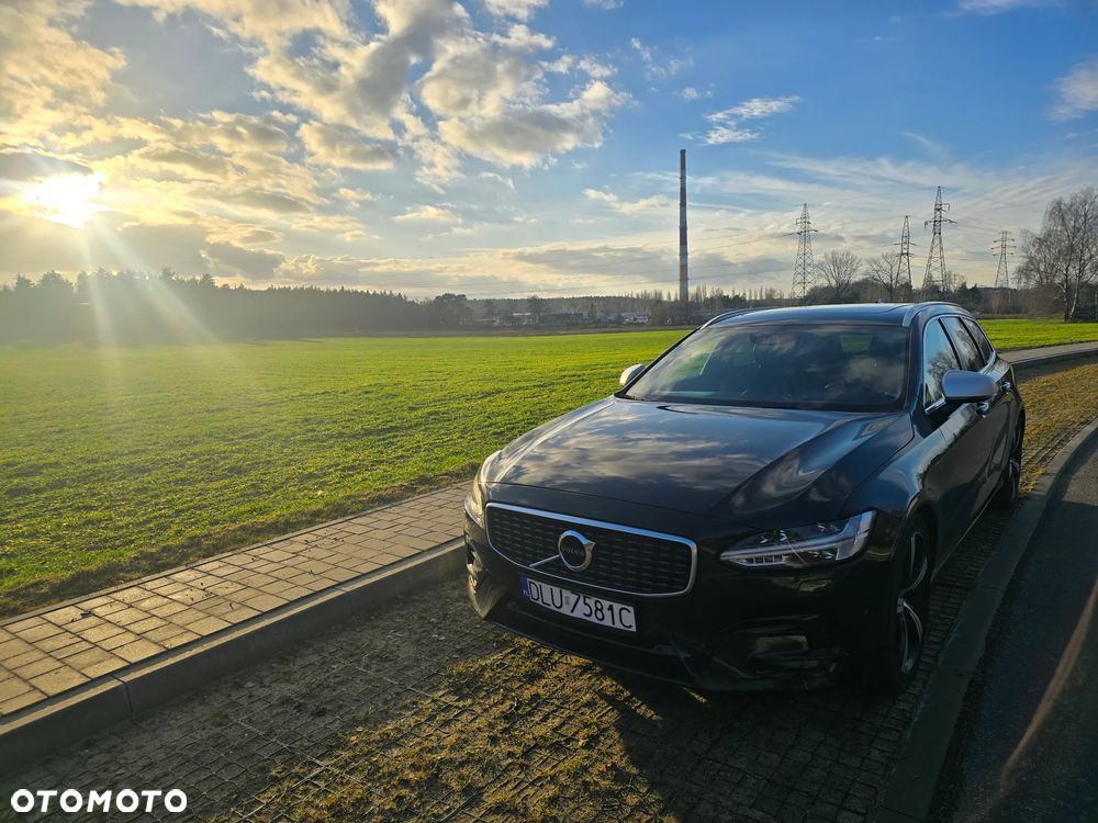 Volvo V90 D4 AWD R-Design - 21