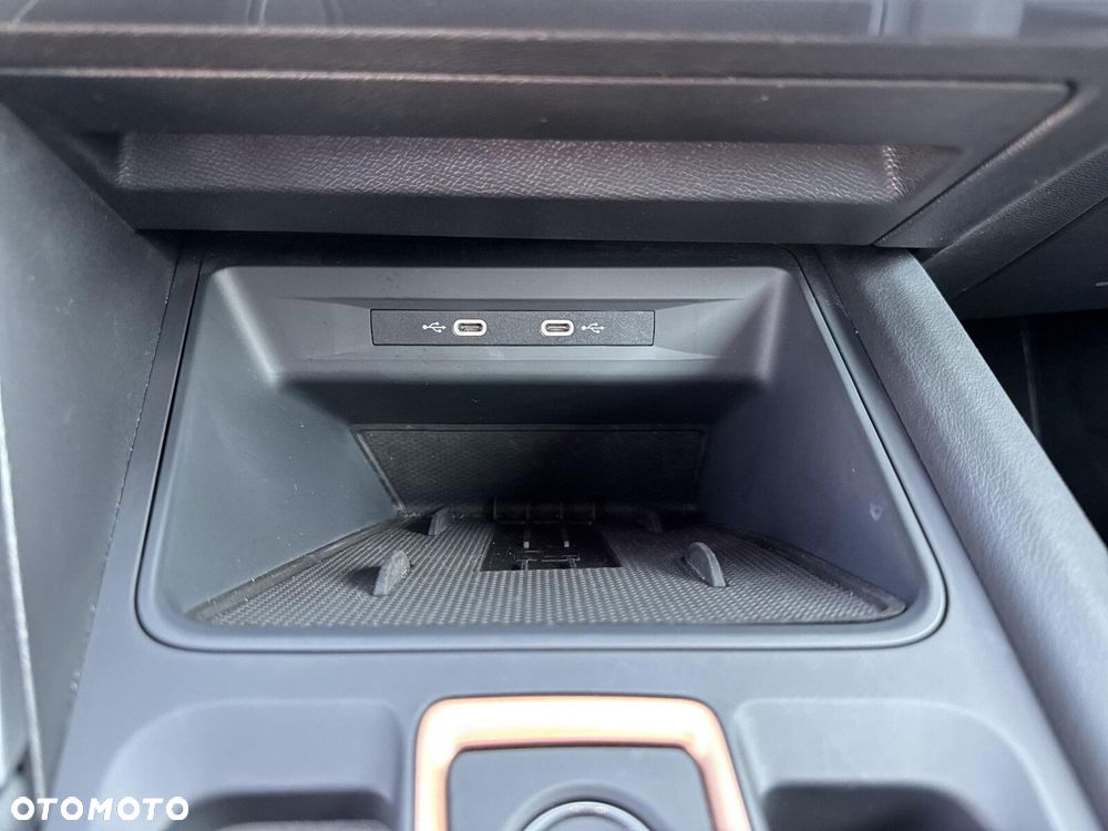 Cupra Formentor 1.5 TSI DSG - 25