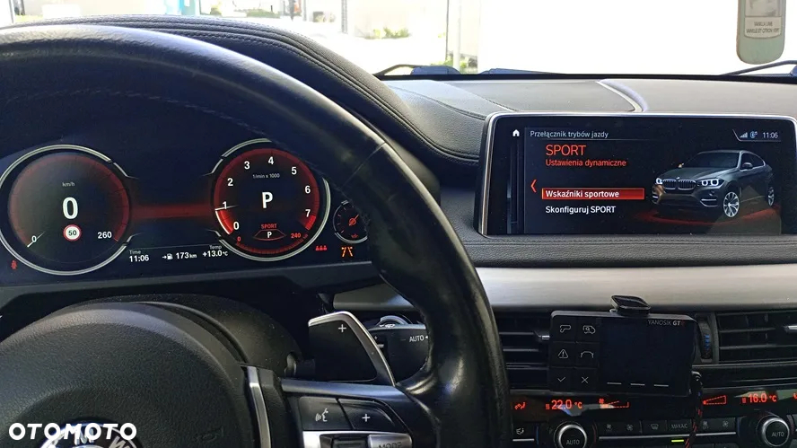 BMW X6 xDrive35i - 12