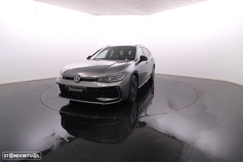 VW Passat Variant 1.5 TSI eHybrid R-Line DSG - 13