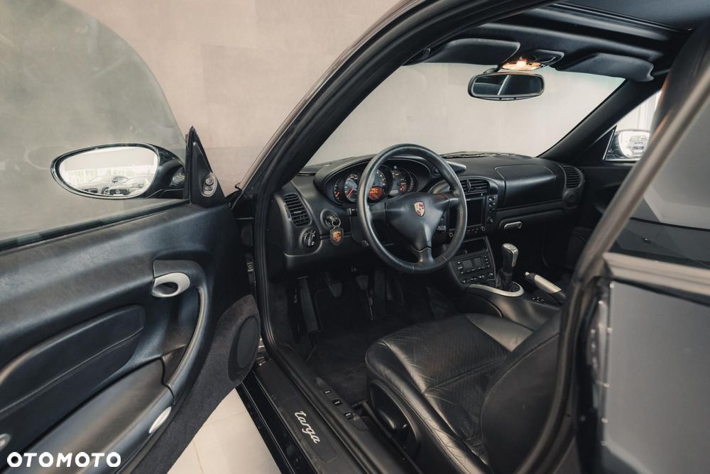 Porsche 911 - 10