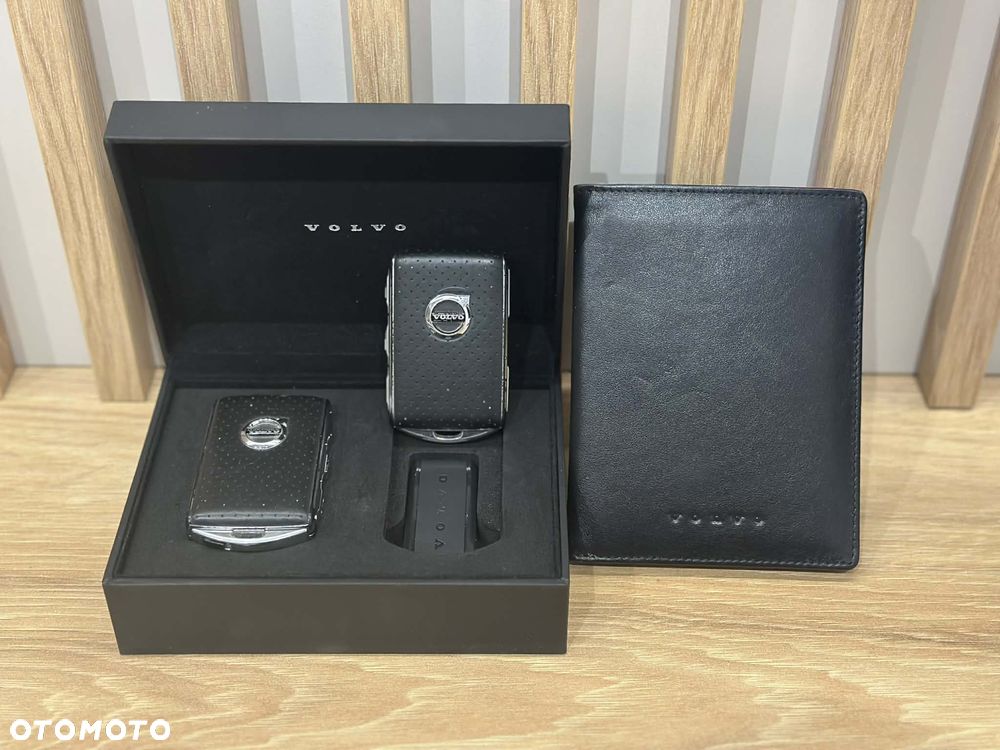 Volvo XC 90 T6 AWD R-Design - 38