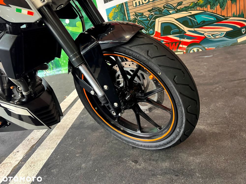 KTM Duke - 13