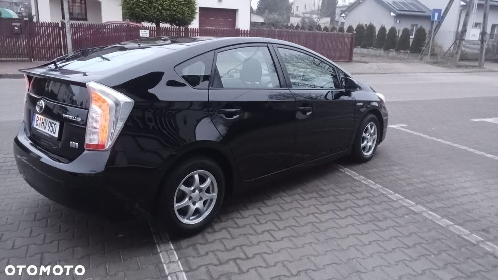 Toyota Prius (Hybrid) Comfort - 15