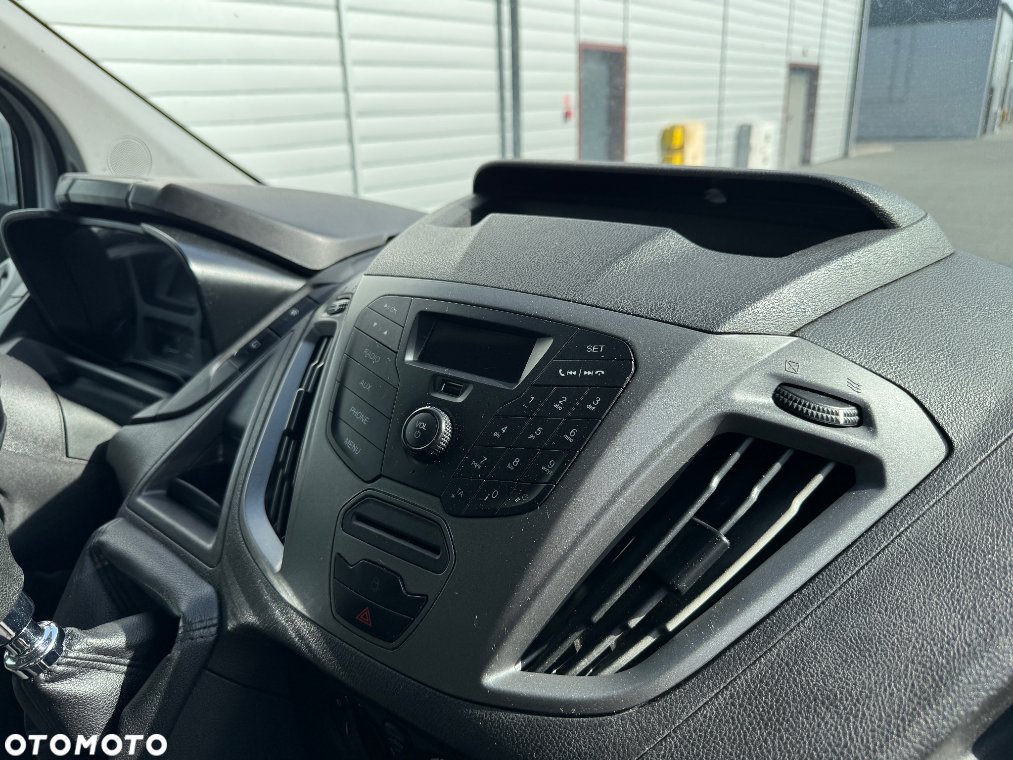 Ford transit custom - 23