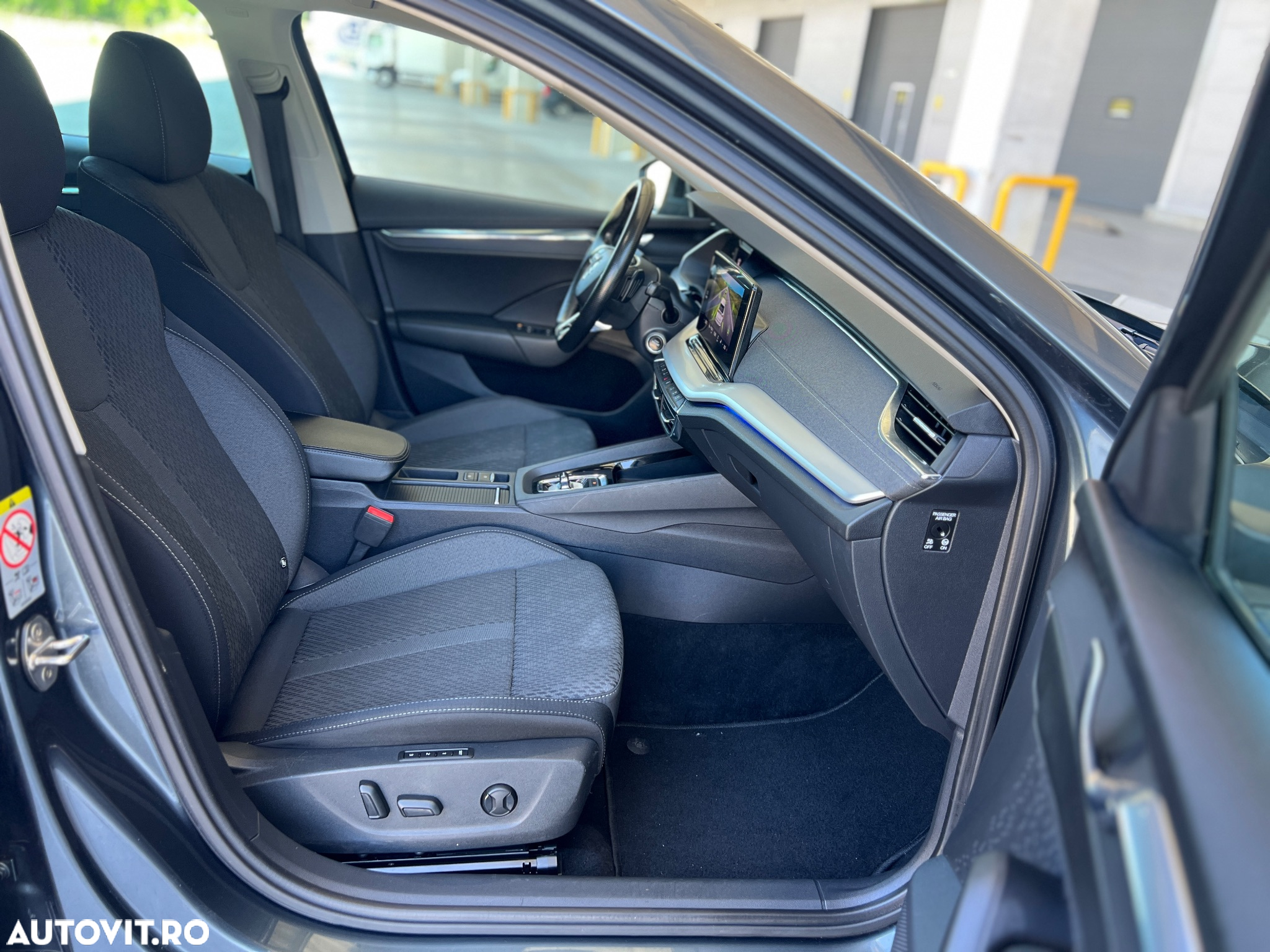 Skoda Octavia 2.0 TDI DSG Style - 10