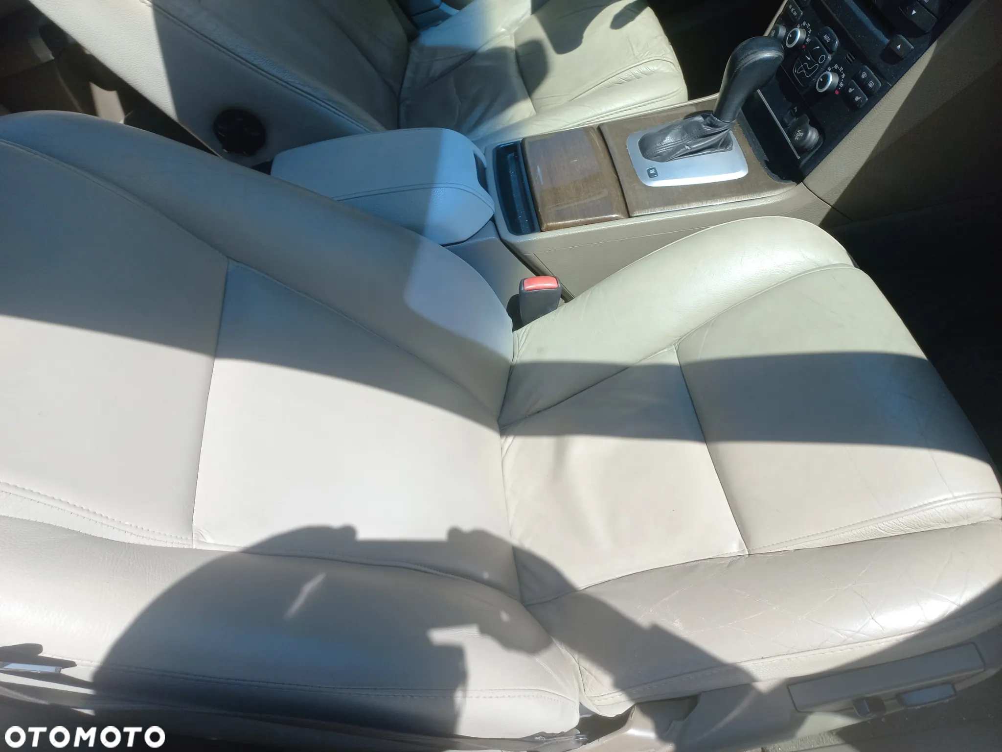Volvo XC 90 3.2 AWD Geartonic Summum - 9
