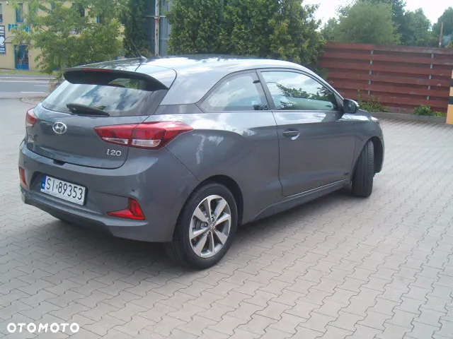 Hyundai i20 - 12