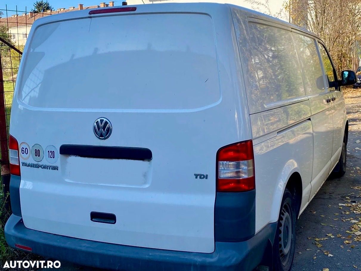 Volkswagen Transporter - 1
