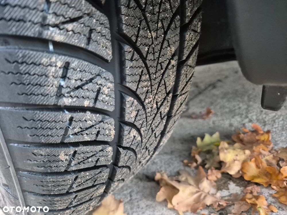 Nissan Qashqai 2.0 4x4 acenta - 29