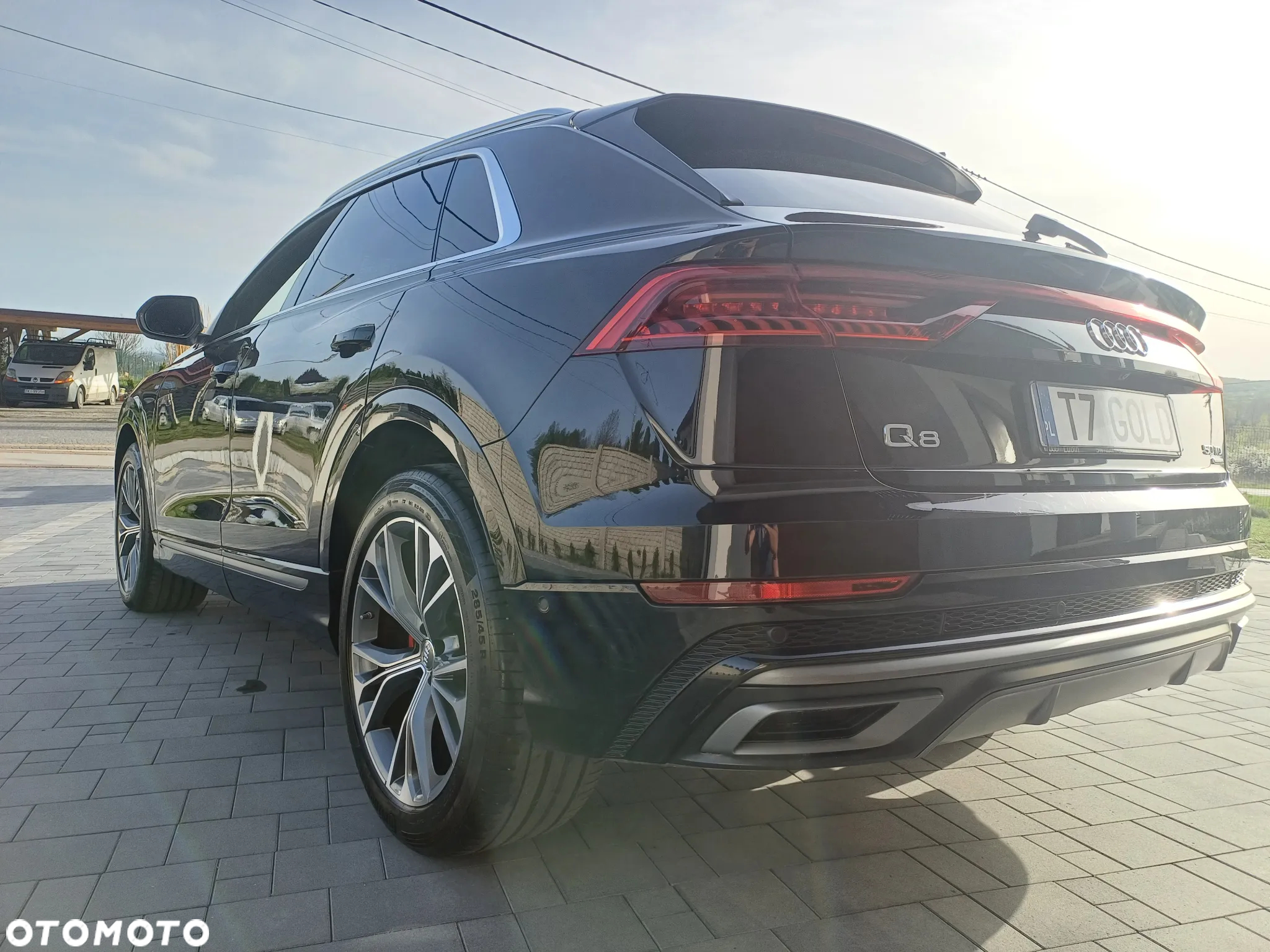 Audi Q8 - 13