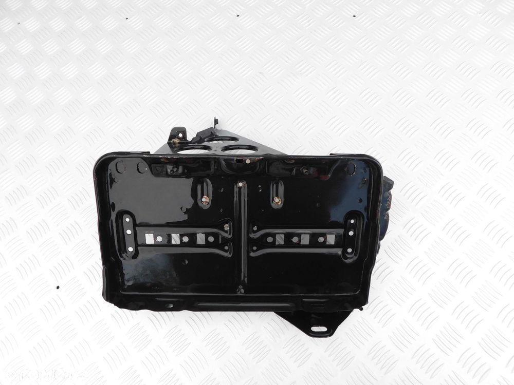 Mercedes Sprinter 906 VW Crafter podstawa akumulatora Oryginał