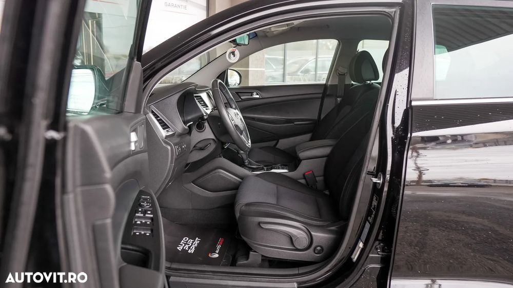 Hyundai Tucson blue 1.7 CRDi 2WD DCT Trend - 25