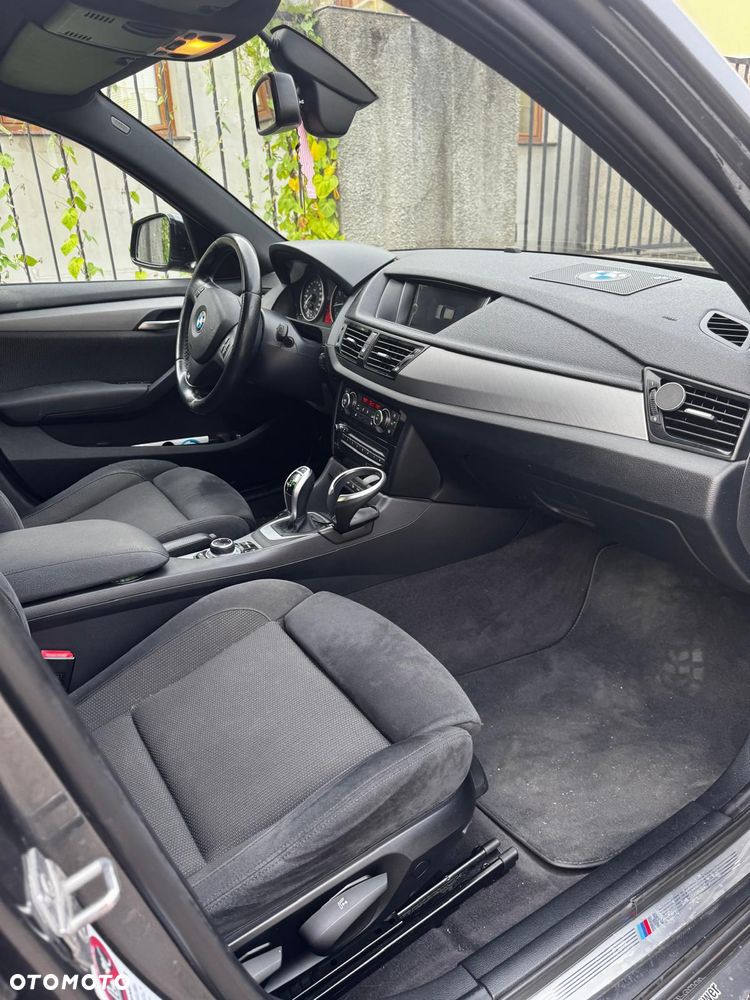 BMW X1 xDrive20i - 16