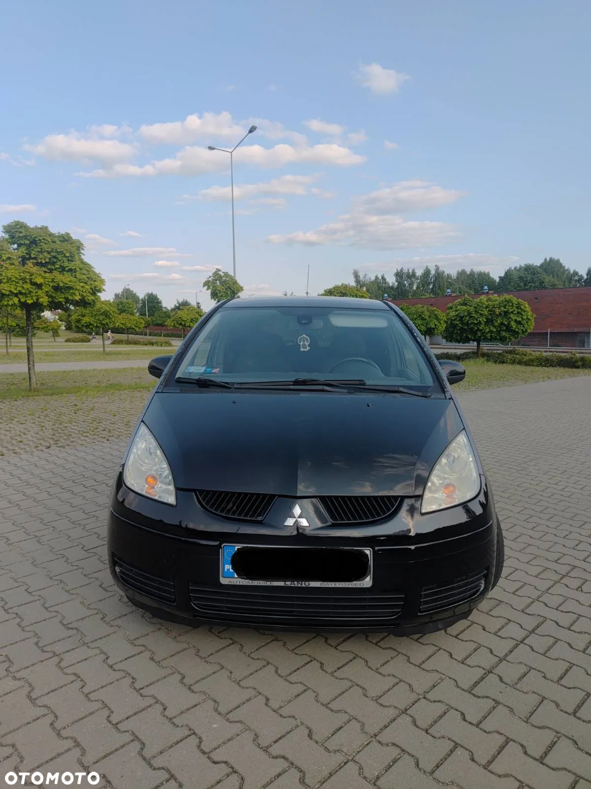 Mitsubishi Colt - 2