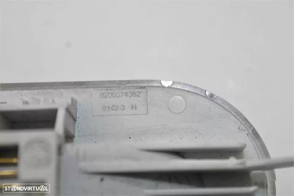 LUZ INTERIOR NISSAN JUKE 2016 -8200074362 - 1