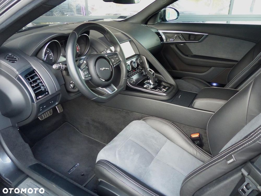 Jaguar F-Type 2018