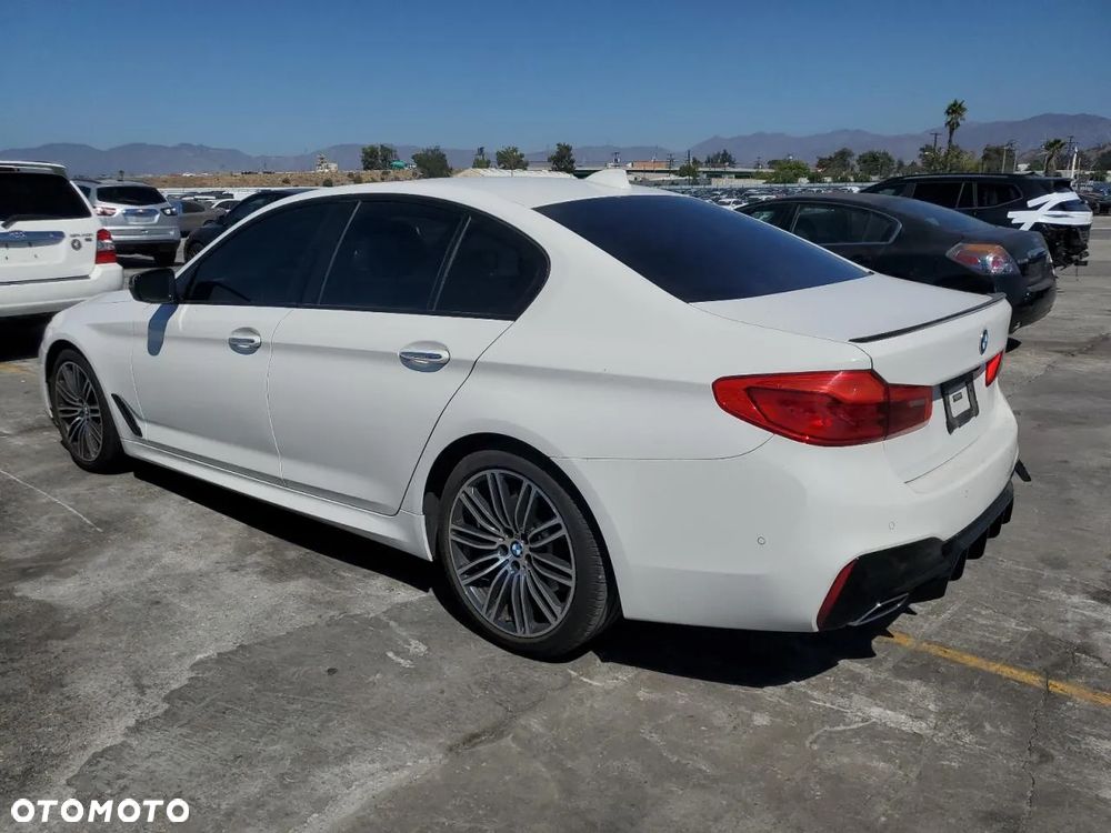 BMW Seria 5 530i Sport - 6