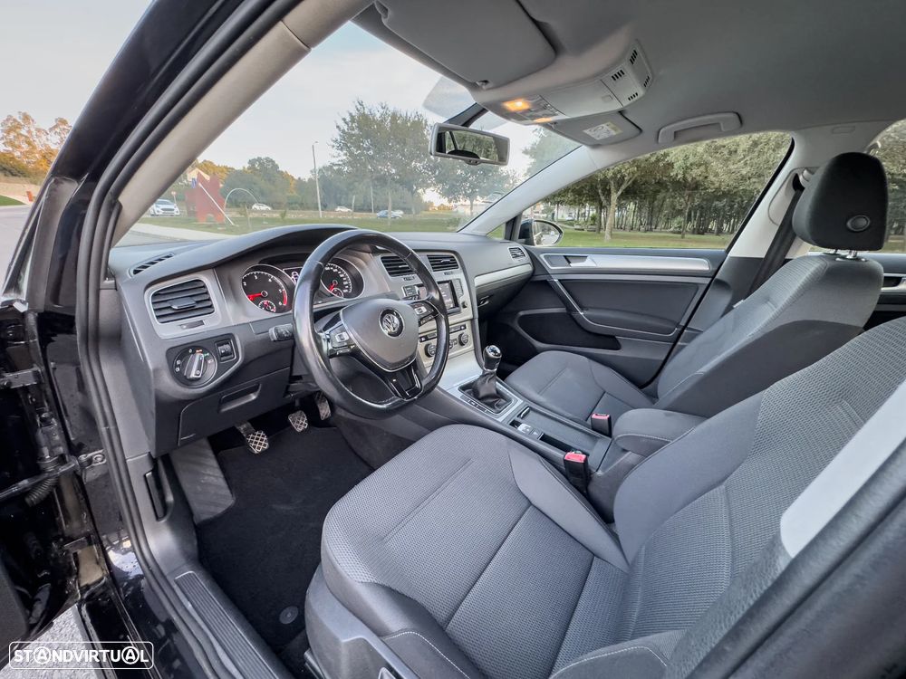 VW Golf 1.6 TDi BlueMotion Confortline - 12