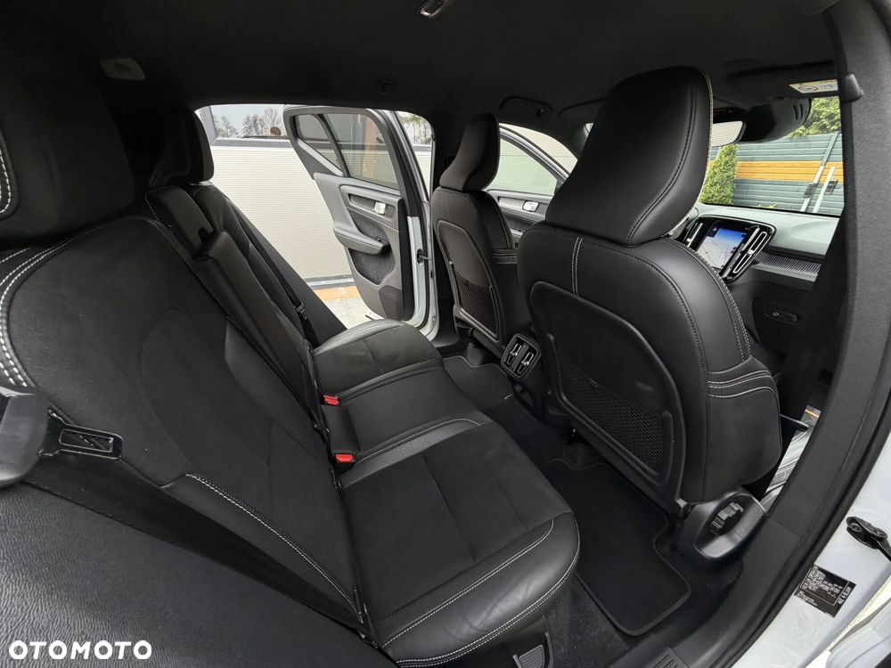 Volvo XC 40 D3 SCR R-Design - 20