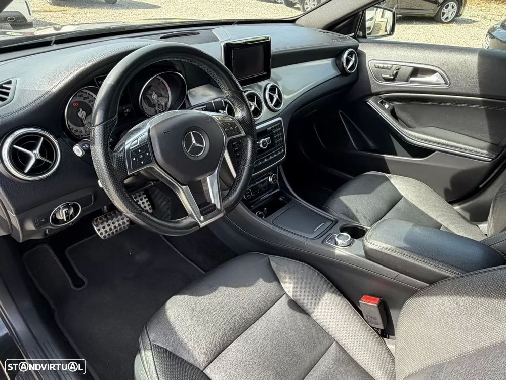 Mercedes-Benz GLA 220 d 4Matic 7G-DCT AMG Line - 10