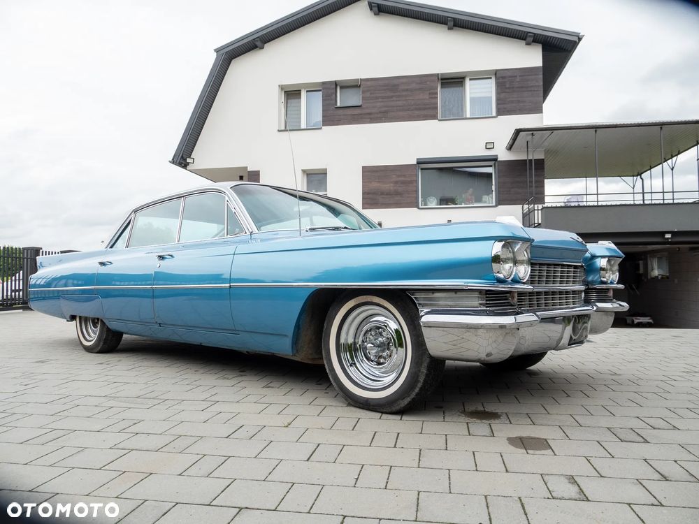 Cadillac Deville - 6
