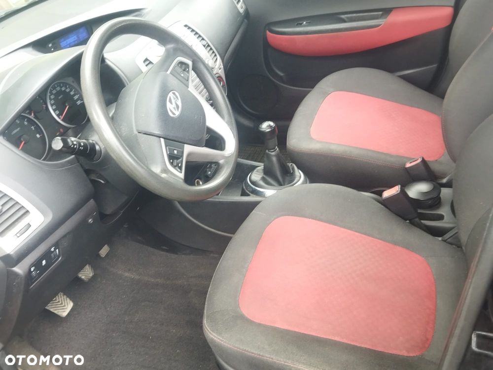 Hyundai i20 - 2