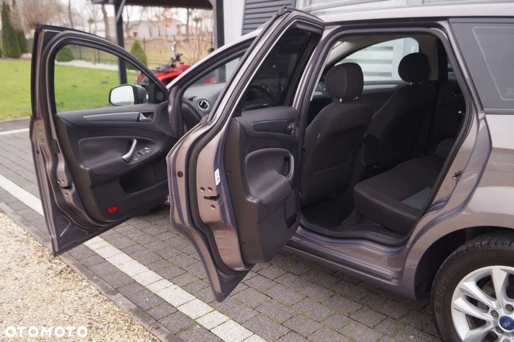 Ford Mondeo 1.6 TDCi Ambiente - 15