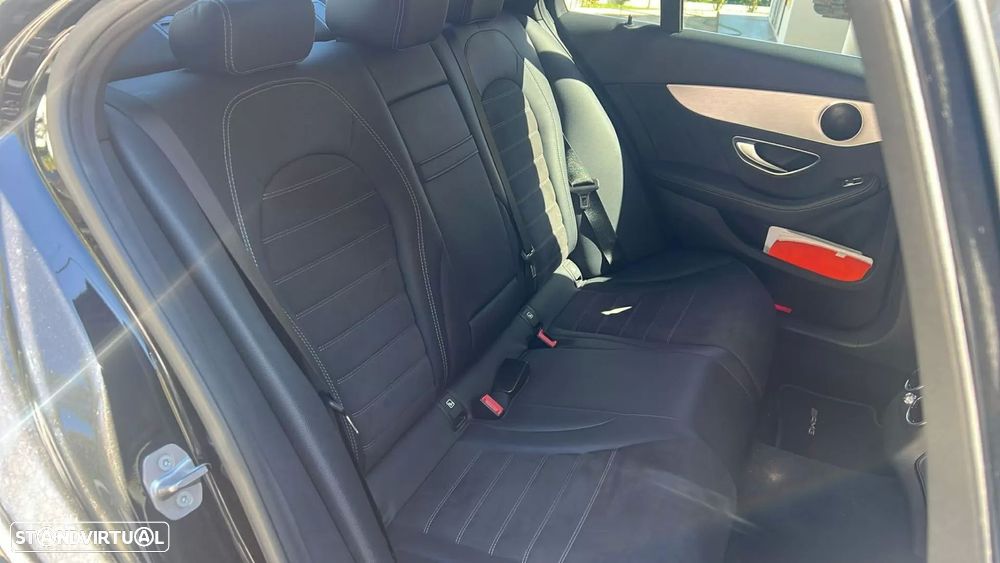 Mercedes-Benz C 300 de AMG Line - 9