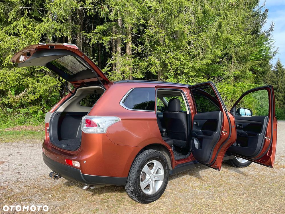 Mitsubishi Outlander 2.0 Intense - 11