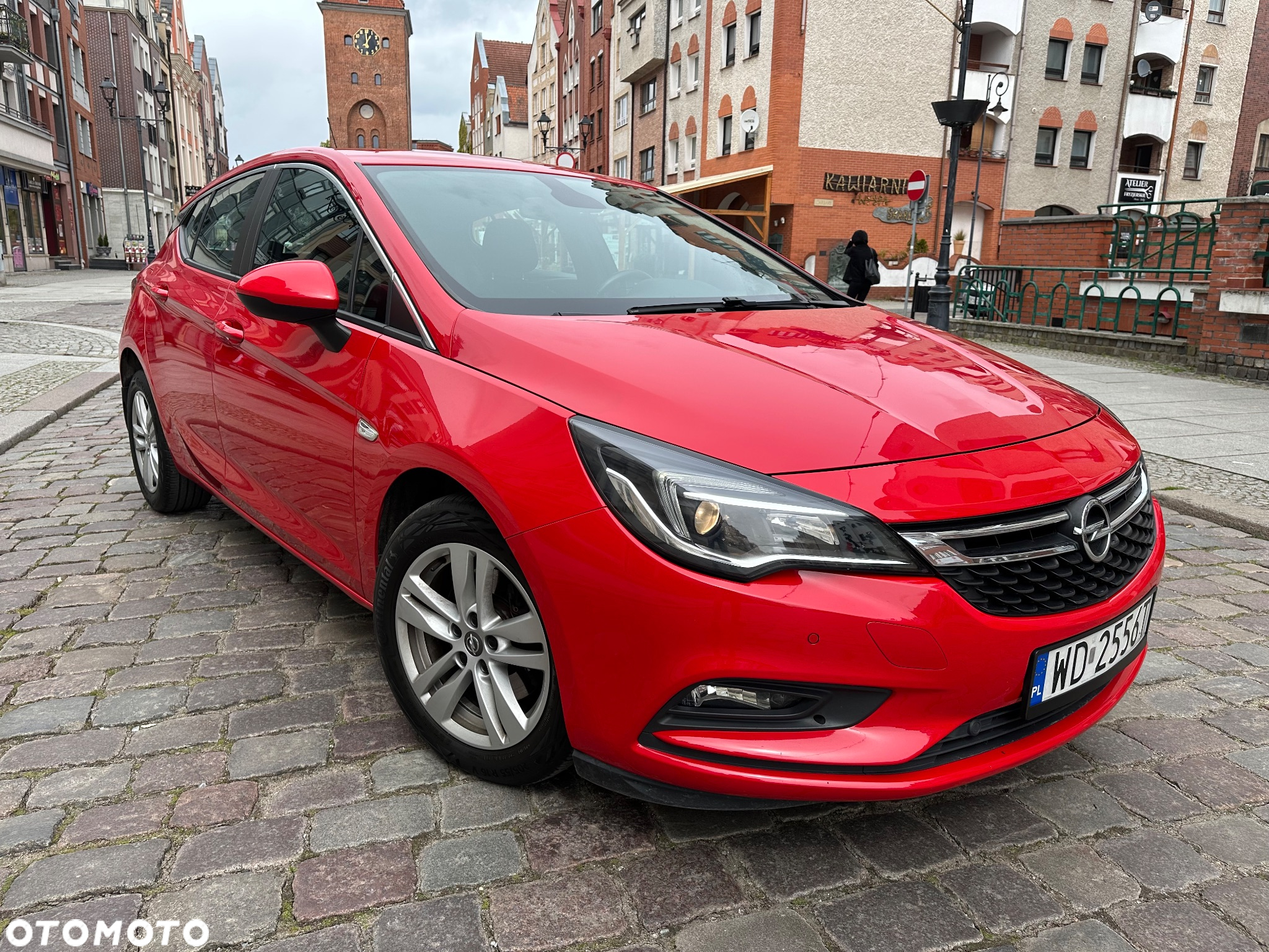 Opel Astra 1.6 D (CDTI) Start/Stop Innovation - 10