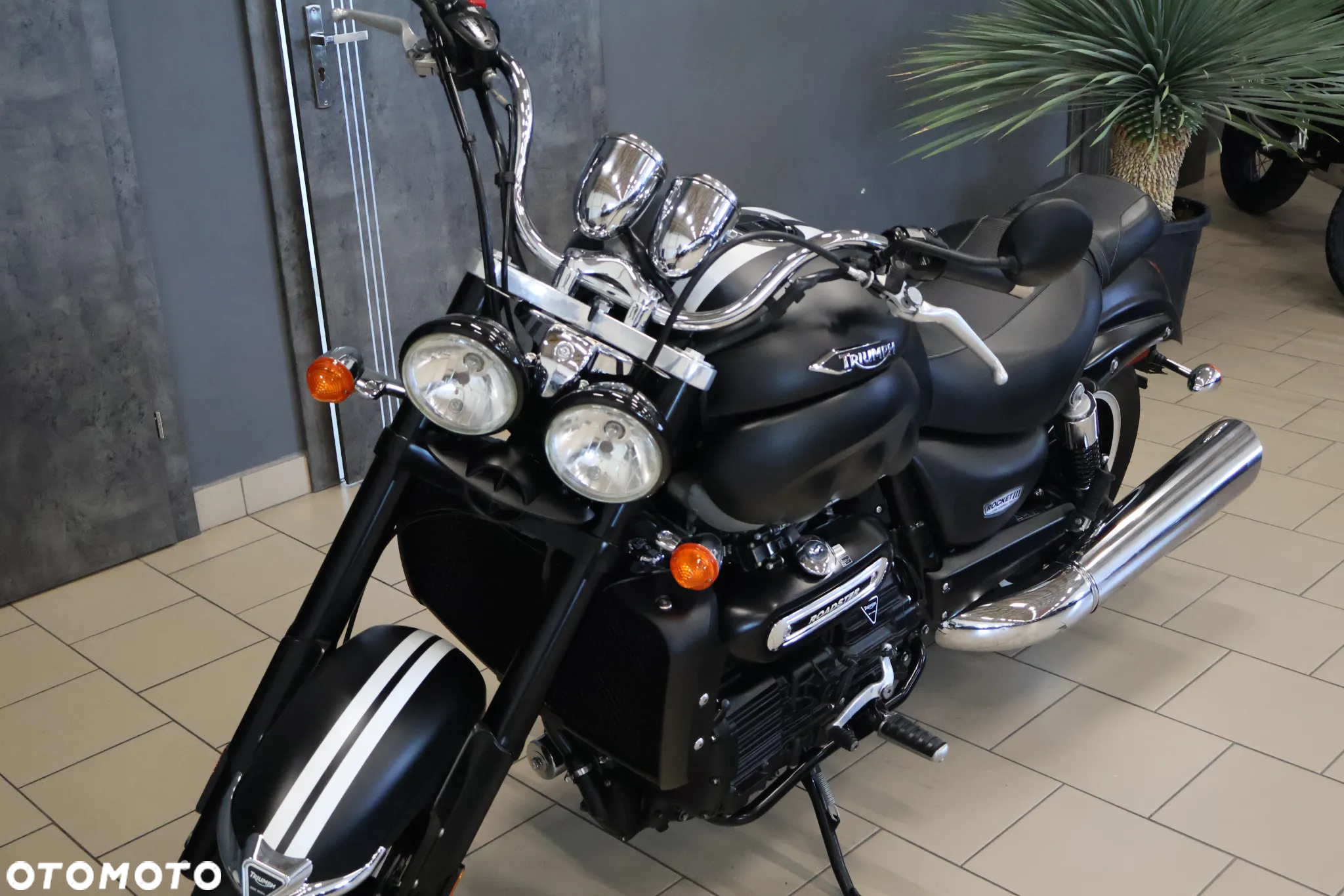 Triumph Rocket - 24