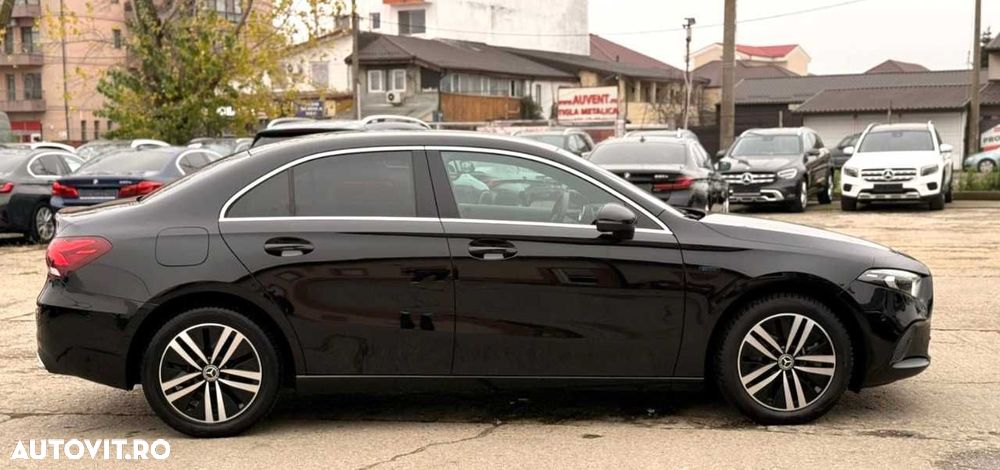 Mercedes-Benz A - 10