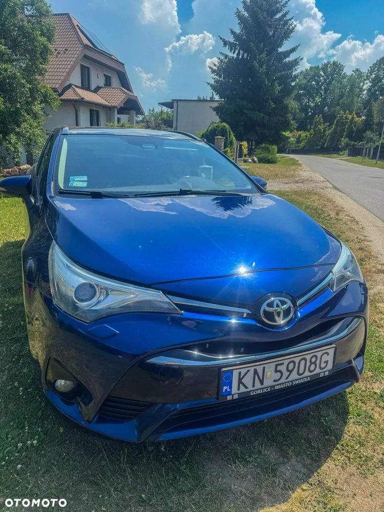 Toyota Avensis 2.0 D-4D Prestige - 1