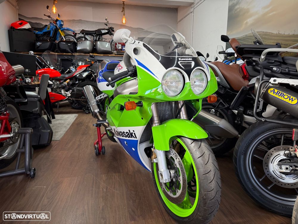 Kawasaki ZXR 750 J - 24