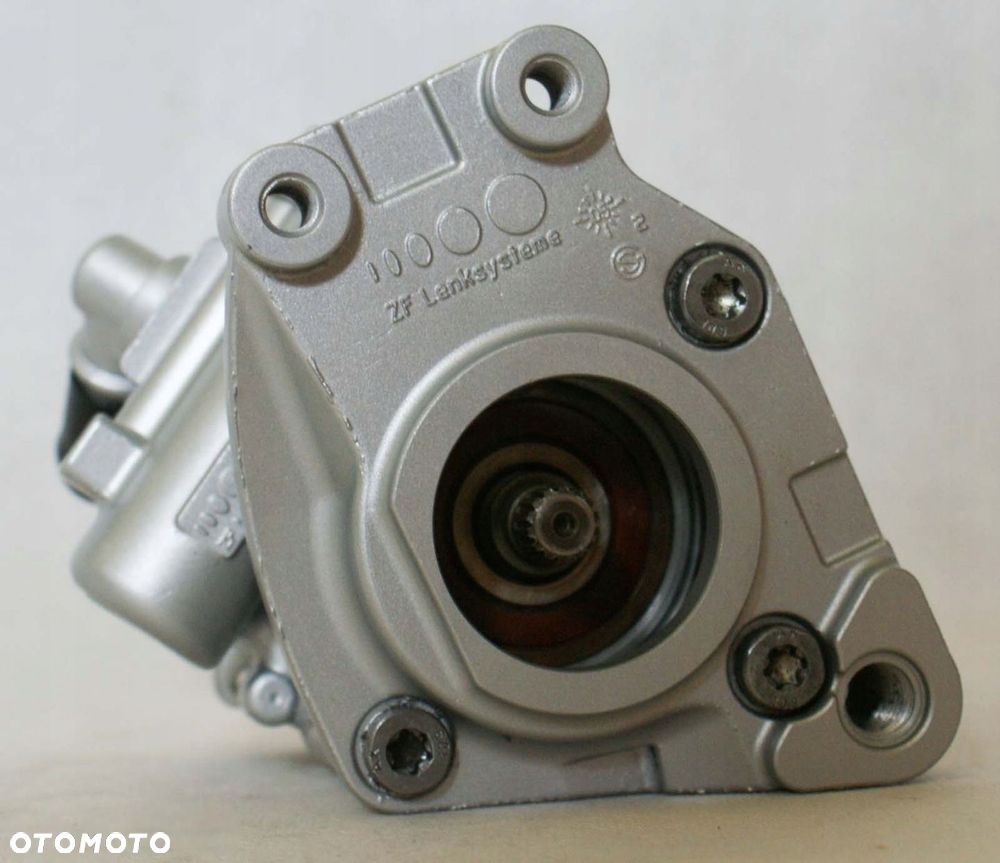 POMPA WSPOMAGANIA AUDI A6 BAT 4.2 4F0 145 155 B - 1