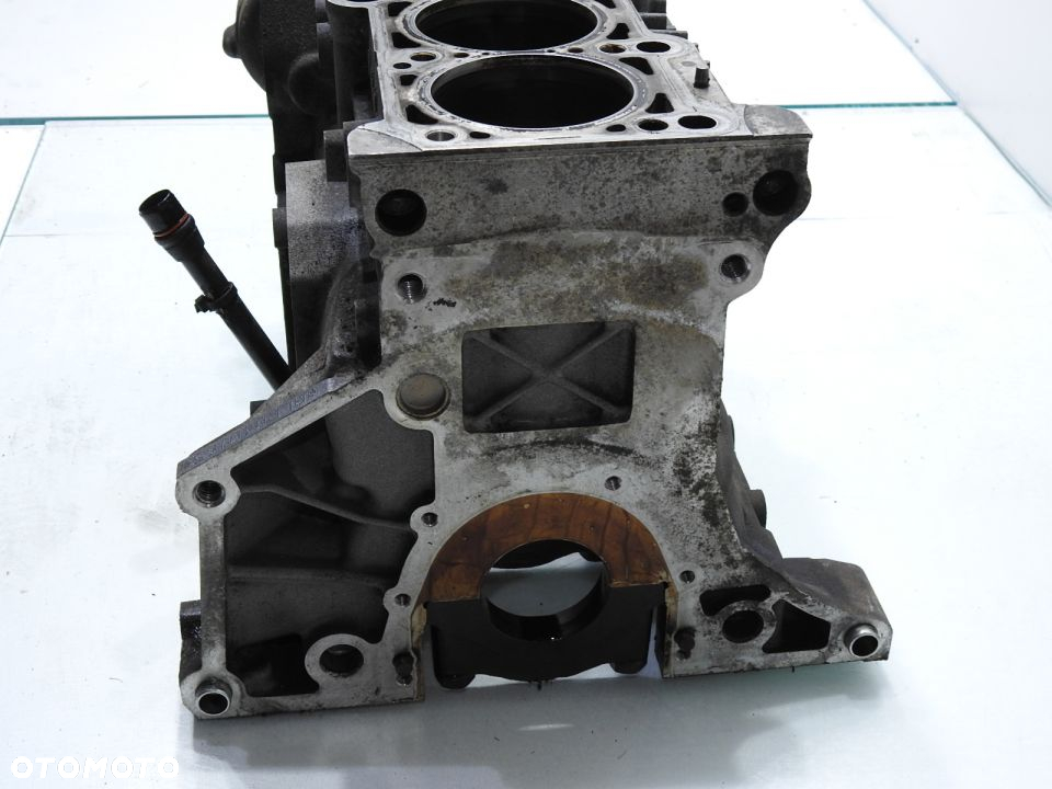 BLOK SILNIKA VW PASSAT B6 2.0 FSI BLR - 9