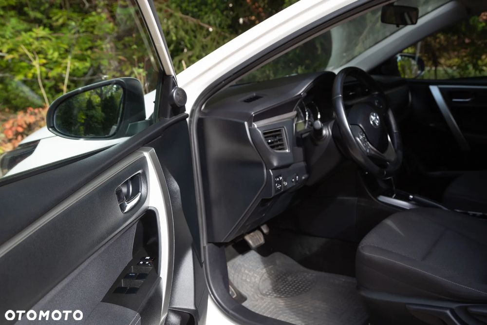Toyota Corolla 1.6 Prestige MM - 26