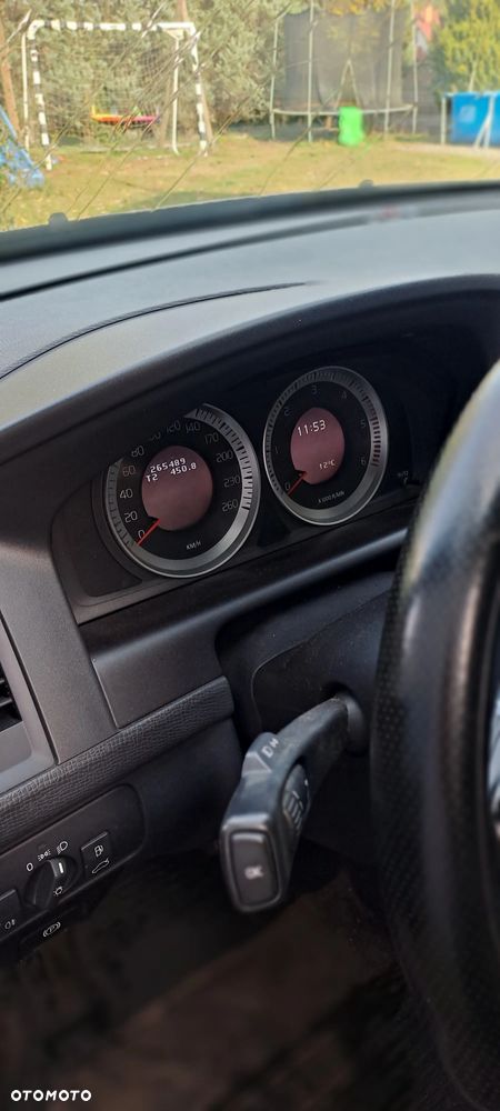 Volvo XC 60 D5 AWD Geartronic Momentum - 11